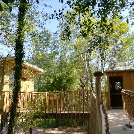 La Cabane Perchee Villelaure Kültér fotó