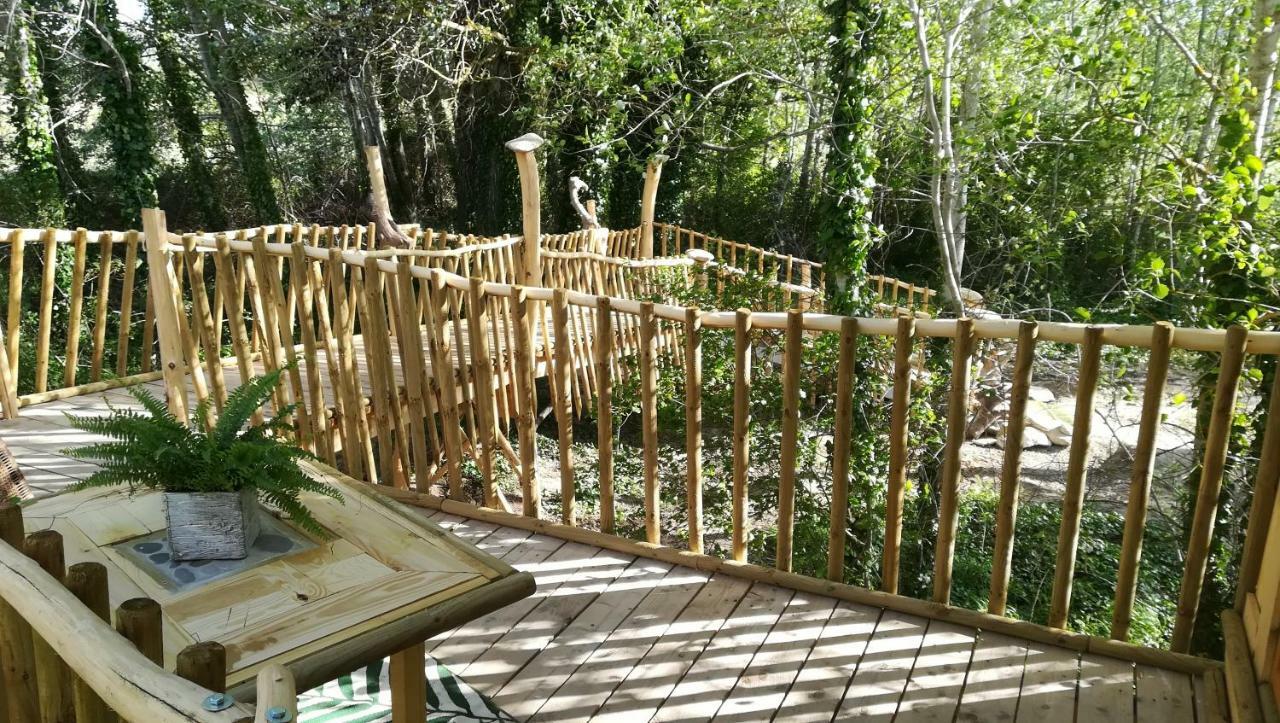 La Cabane Perchee Villelaure Kültér fotó